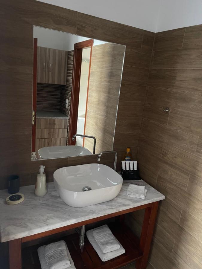Aphaias Apartments Aegina Eksteriør billede